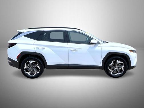 Quartz White 2022 Hyundai TUCSON Limited