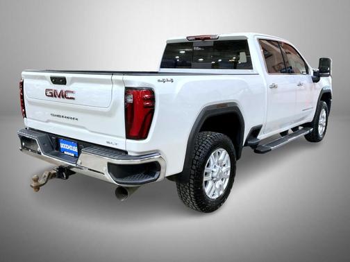 2024 GMC Sierra 2500 SLT