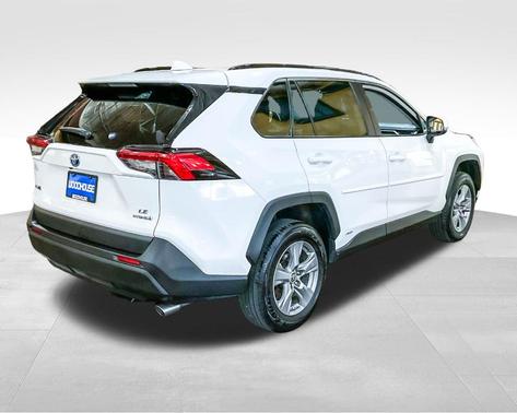 2024 Toyota RAV4 Hybrid LE