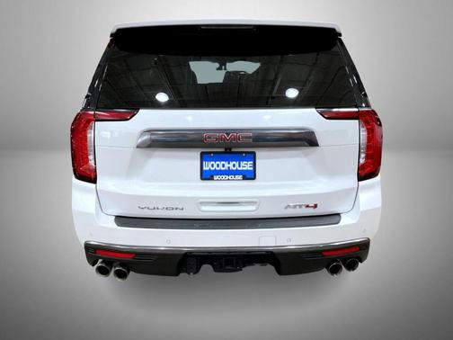 2022 GMC Yukon XL AT4