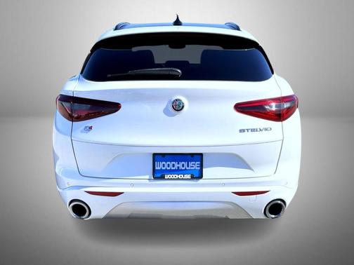 2020 Alfa Romeo Stelvio Ti Sport