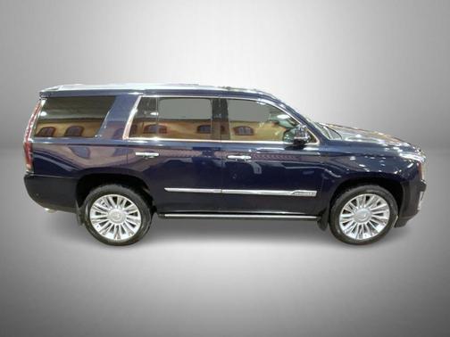 2017 Cadillac Escalade Platinum