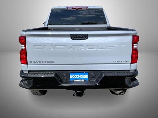 2024 Chevrolet Silverado 2500 Custom