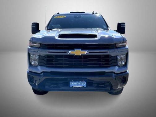 2024 Chevrolet Silverado 2500 Custom