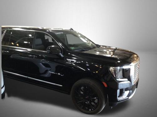 Onyx Black 2022 GMC Yukon XL Denali