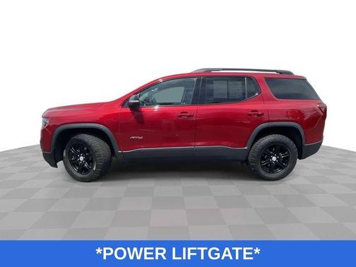 2023 GMC Acadia AT4