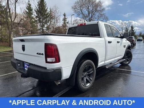 Bright White Clearcoat 2022 RAM 1500 Classic SLT