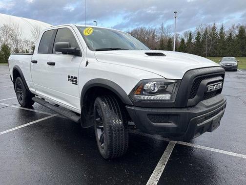 Bright White Clearcoat 2022 RAM 1500 Classic SLT