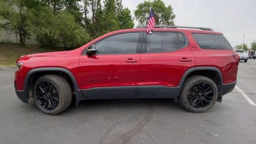 2022 GMC Acadia SLT