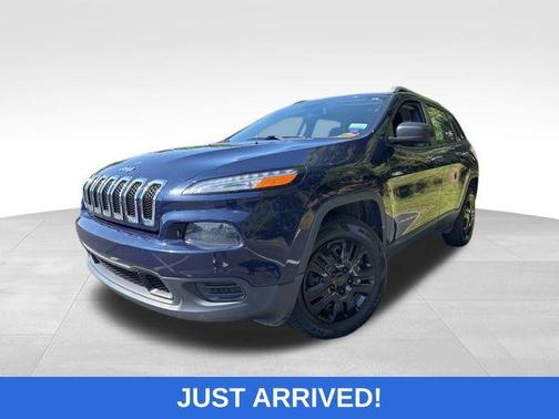 2015 Jeep Cherokee Sport