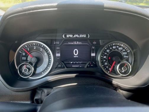 Bright White Clearcoat 2019 RAM 1500 Big Horn