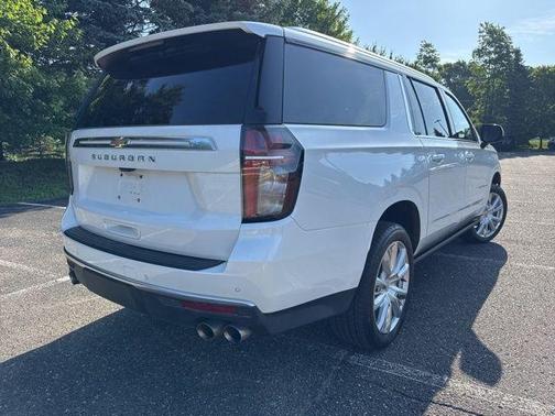 2024 Chevrolet Suburban High Country