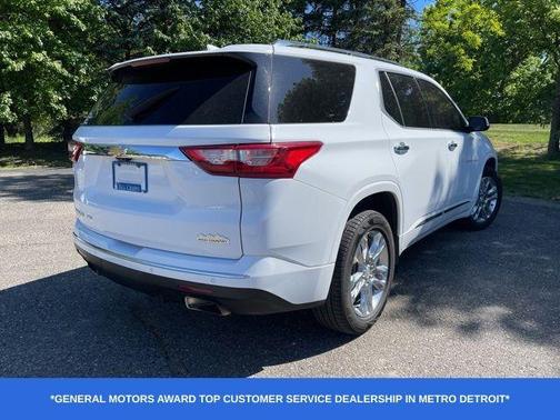 Summit White 2020 Chevrolet Traverse High Country