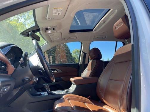 Summit White 2020 Chevrolet Traverse High Country