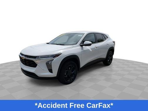 Summit White 2024 Chevrolet Trax LS