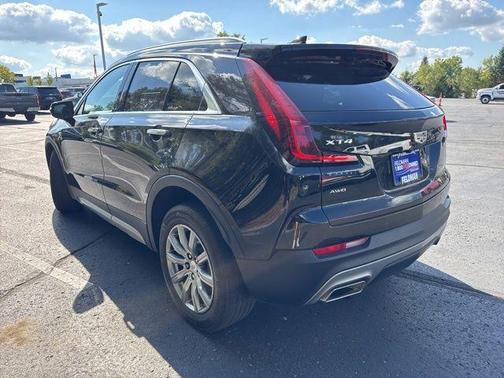 2021 Cadillac XT4 Premium Luxury