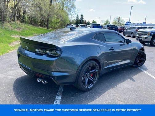 Shadow Gray Metallic 2023 Chevrolet Camaro 2SS