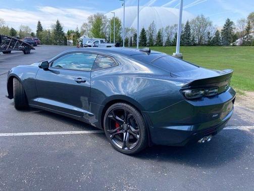 Shadow Gray Metallic 2023 Chevrolet Camaro 2SS