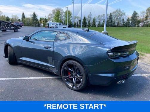 Shadow Gray Metallic 2023 Chevrolet Camaro 2SS