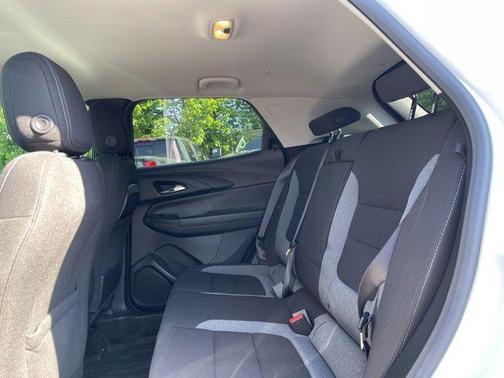 Summit White 2024 Chevrolet Trailblazer LT