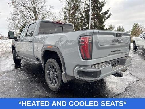 2024 GMC Sierra 2500 AT4