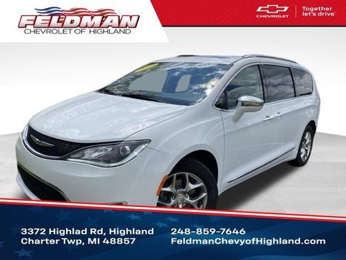 Bright White Clearcoat 2019 Chrysler Pacifica Limited