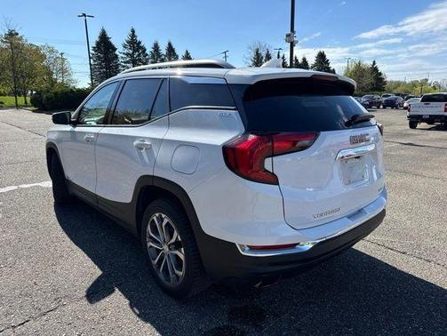 Summit White 2019 GMC Terrain SLT