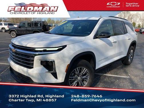 Summit White 2026 Chevrolet Traverse LT