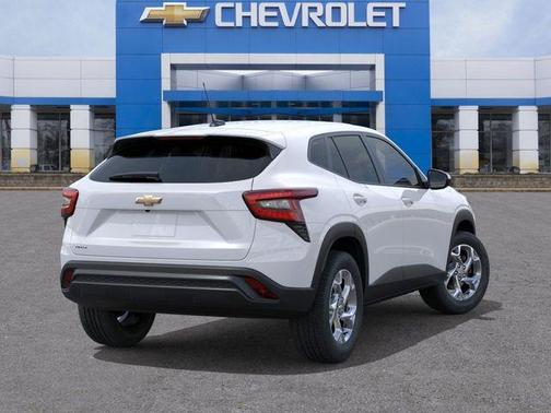 2025 Chevrolet Trax LS