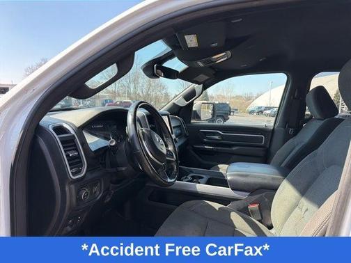 Bright White Clearcoat 2020 RAM 1500 Big Horn