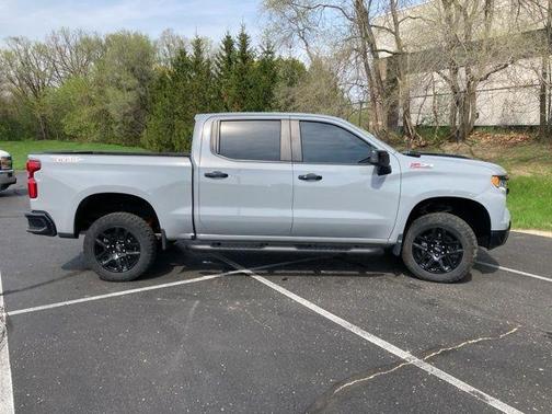 Slate Gray Metallic 2024 Chevrolet Silverado 1500 LT Trail Boss
