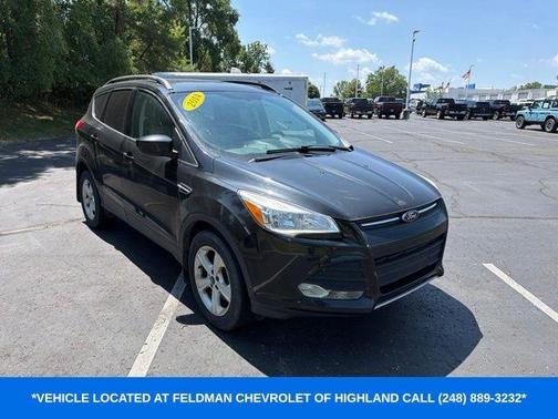 Tuxedo Black 2014 Ford Escape SE