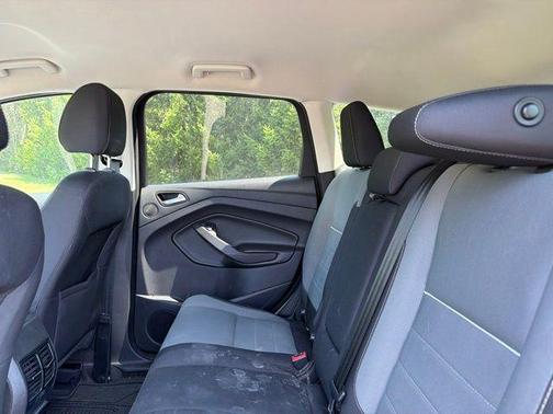 Tuxedo Black 2014 Ford Escape SE