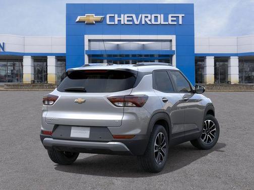 Sterling Gray Metallic 2026 Chevrolet Trailblazer LT