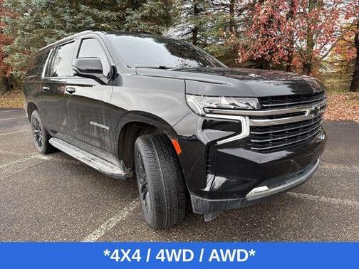 2023 Chevrolet Suburban LT