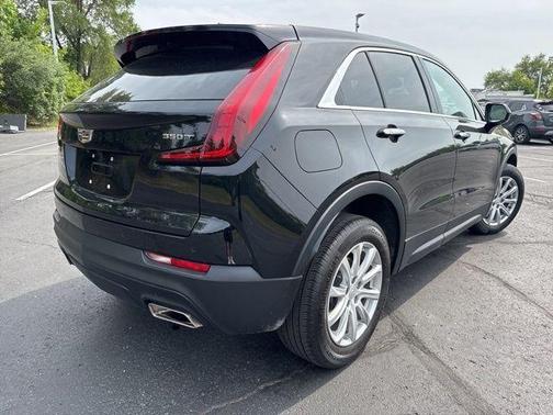 2023 Cadillac XT4 Luxury