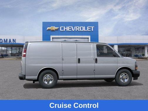 2025 Chevrolet Express 2500 Work Van
