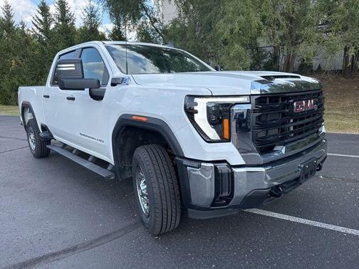 2024 GMC Sierra 2500 Pro