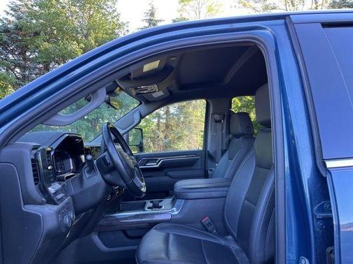 Lakeshore Blue Metallic 2025 Chevrolet Silverado 2500 LTZ