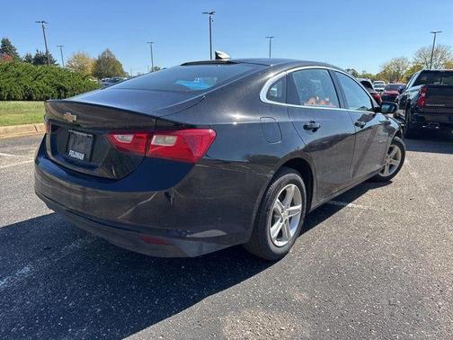 2022 Chevrolet Malibu 1LS