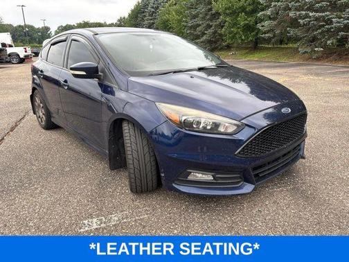 Kona Blue Metallic 2017 Ford Focus ST Base