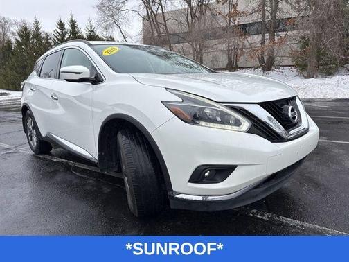Pearl White 2018 Nissan Murano SV