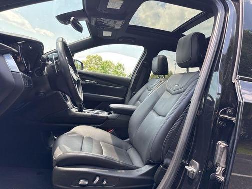 2023 Cadillac XT6 Sport AWD