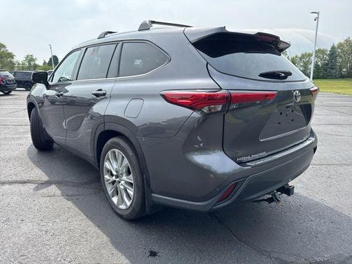 2022 Toyota Highlander Limited