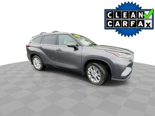 2022 Toyota Highlander Limited