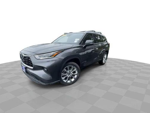 2022 Toyota Highlander Limited