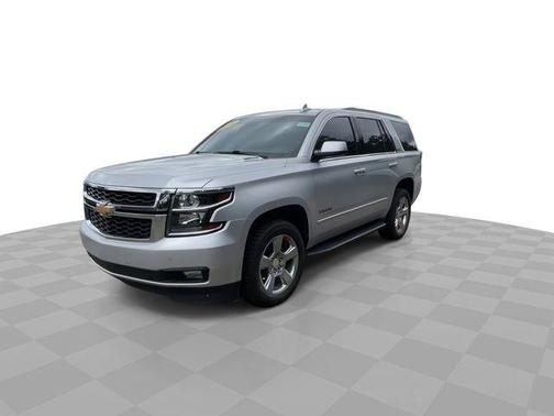 Silver Ice Metallic 2019 Chevrolet Tahoe LT