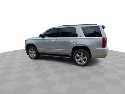 Silver Ice Metallic 2019 Chevrolet Tahoe LT