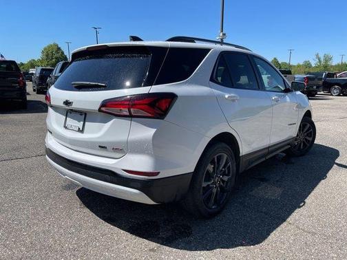 Summit White 2024 Chevrolet Equinox RS