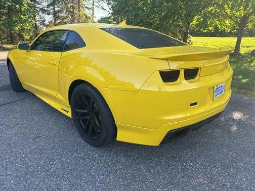 Rally Yellow 2010 Chevrolet Camaro 2SS